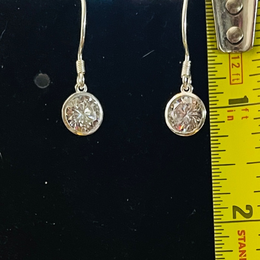 Simulated diamond Solitaire earrings in sterling silver 2.00ct